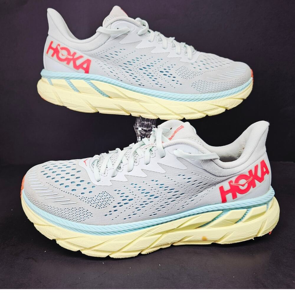 Hoka Women 11 Comfy footwear
